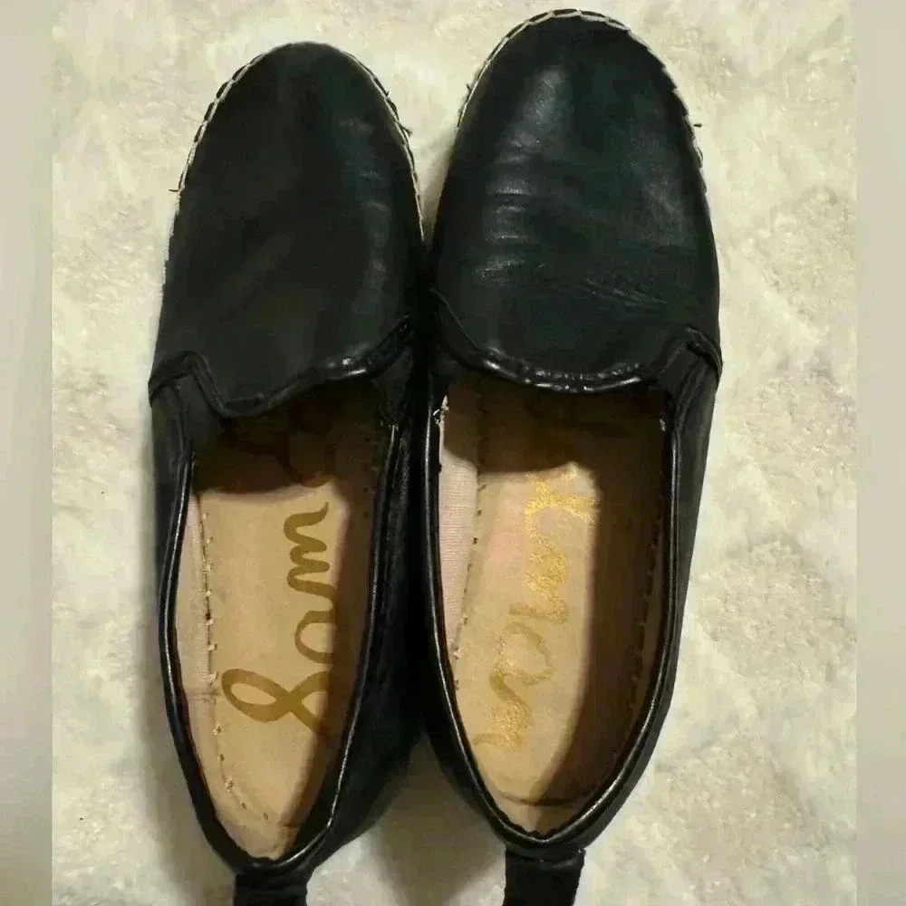 Sam Edelman black slip on woman’s shoes size 6